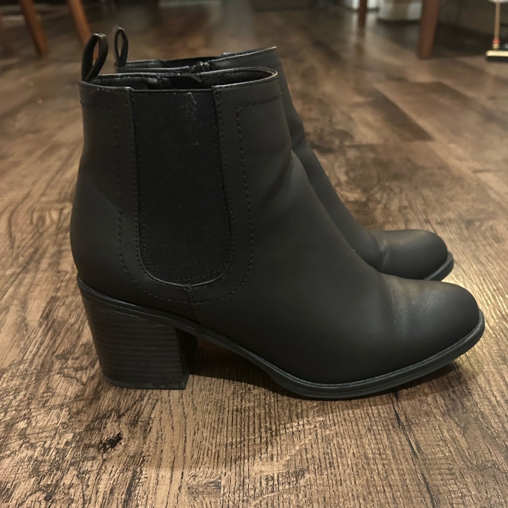 Sonoma Black Ankle Booties